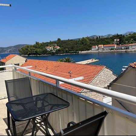 Apartmani Antonia Račišće Esterno foto
