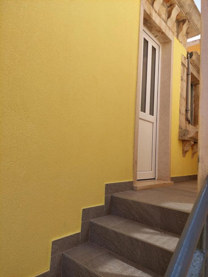 Apartmani Antonia Račišće Esterno foto