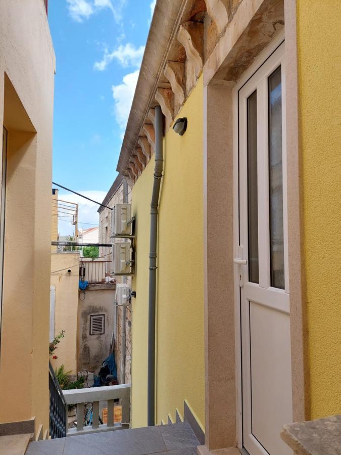 Apartmani Antonia Račišće Esterno foto