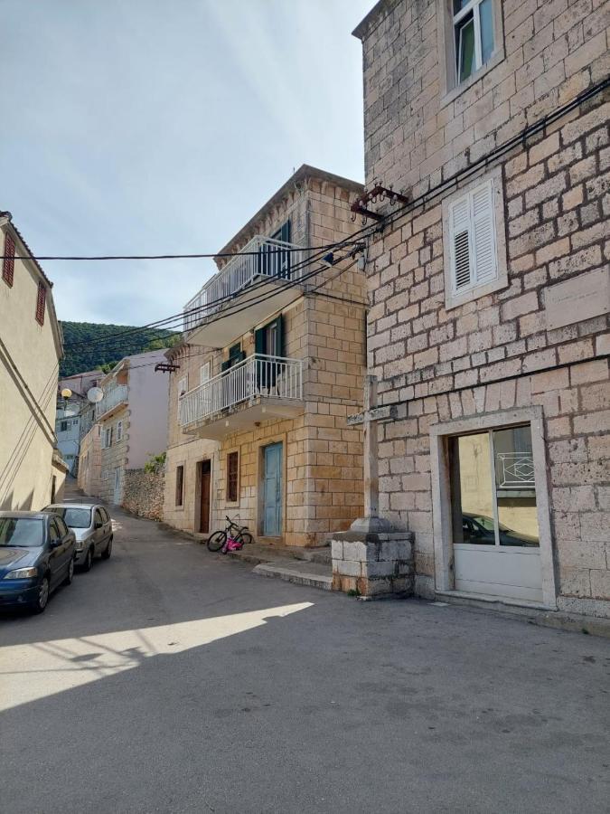 Apartmani Antonia Račišće Esterno foto