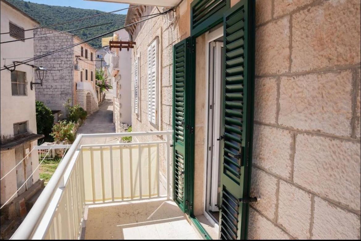 Apartmani Antonia Račišće Esterno foto